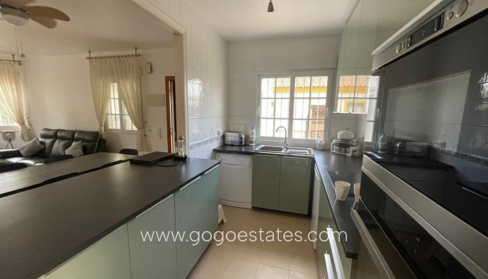 Te koop - Huis - Vrijstaande Villa - Orihuela - Playa Flamenca