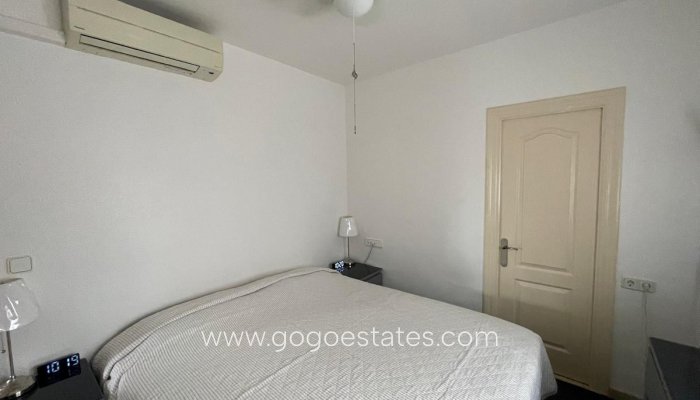 Te koop - Huis - Vrijstaande Villa - Orihuela - Playa Flamenca