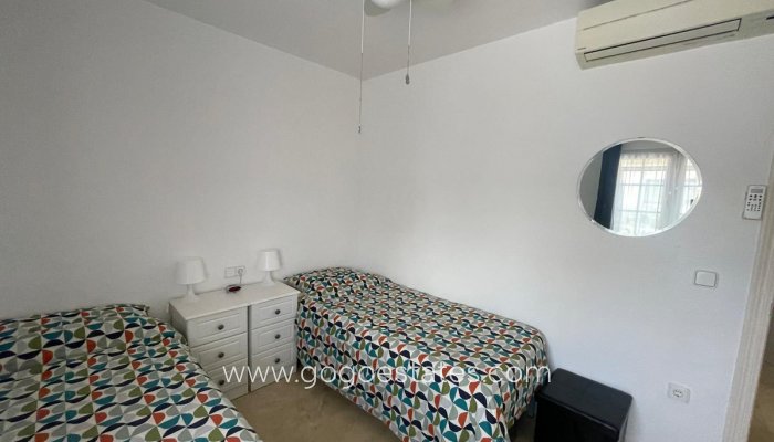 Te koop - Huis - Vrijstaande Villa - Orihuela - Playa Flamenca