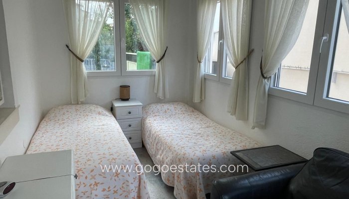 Te koop - Huis - Vrijstaande Villa - Orihuela - Playa Flamenca