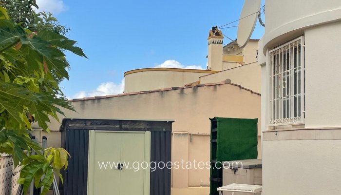 Te koop - Huis - Vrijstaande Villa - Orihuela - Playa Flamenca