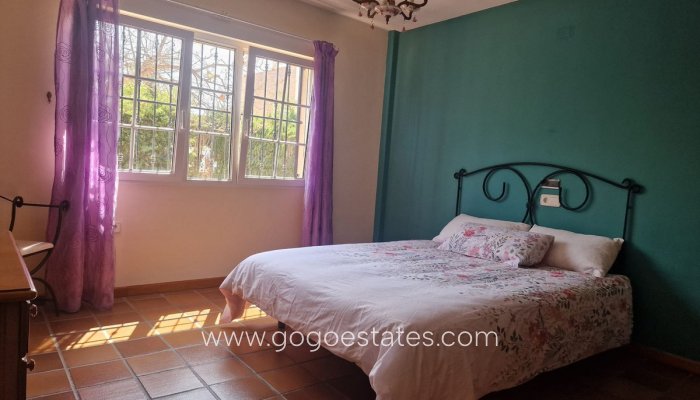 Te koop - Huis - Vrijstaande Villa - Orihuela - Mil Palmeras