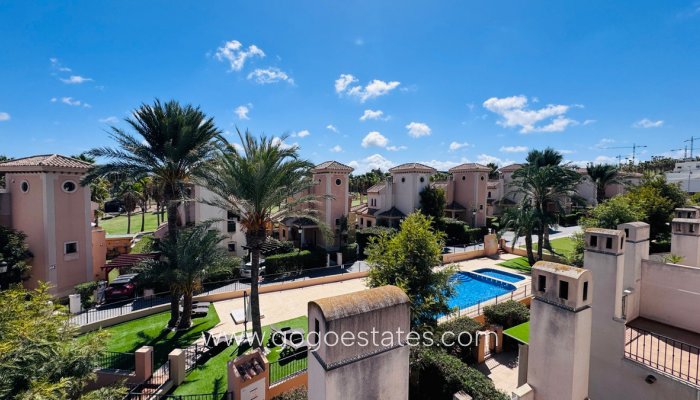 Te koop - Huis - Halfvrijstaande woning - Algorfa - Algorfa Centro