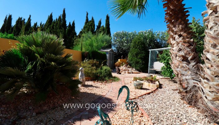 Te koop - Huis - Vrijstaande Villa - Catral - Catral Centro