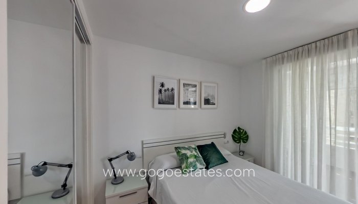 Te koop - Appartement - Appartement op de middelste verdieping - Benidorm - Benidorm Centro