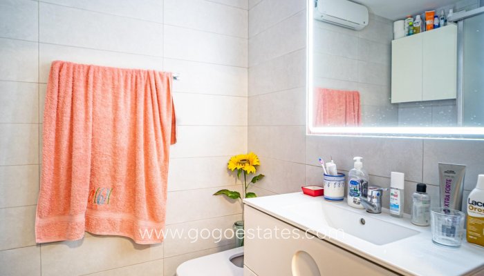 Te koop - Appartement - Appartement op de middelste verdieping - Benidorm - Benidorm Centro