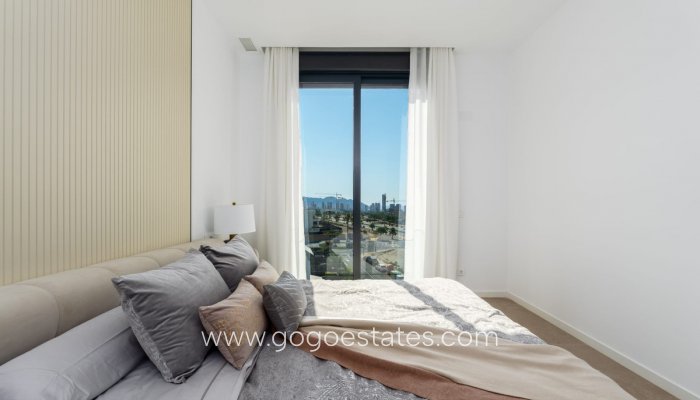 Wiederverkauf - Haus - Freistehende Villa - Finestrat