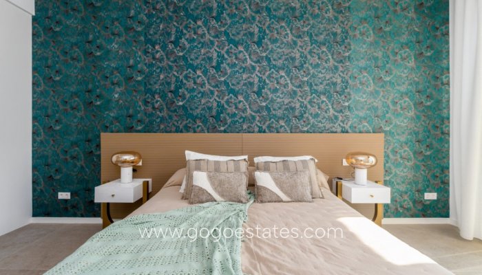 Wiederverkauf - Haus - Freistehende Villa - Finestrat