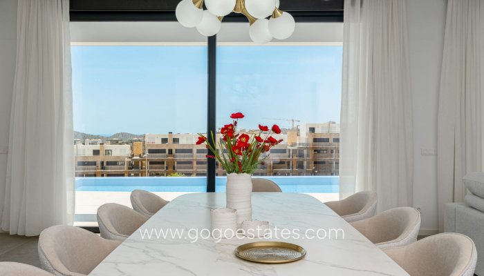 Wiederverkauf - Haus - Freistehende Villa - Finestrat