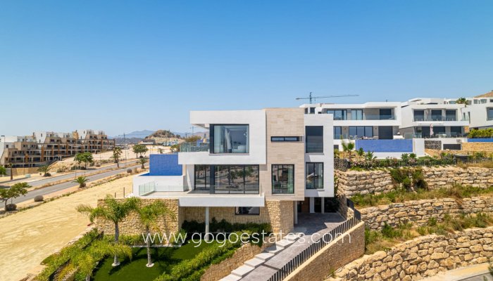 Wiederverkauf - Haus - Freistehende Villa - Finestrat