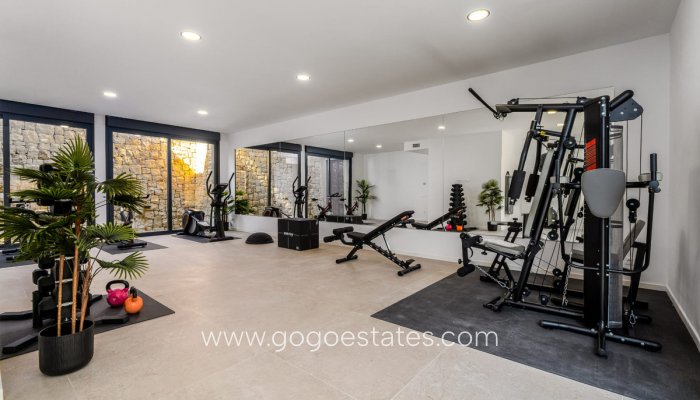 Wiederverkauf - Haus - Freistehende Villa - Finestrat