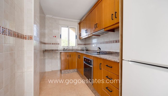 Revente - Appartement - Appartement au dernier étage - Jacarilla