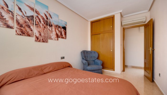 Revente - Appartement - Appartement au dernier étage - Jacarilla