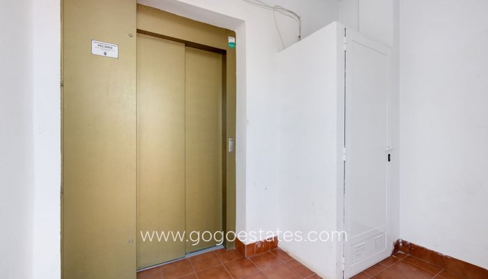 Revente - Appartement - Appartement au dernier étage - Jacarilla