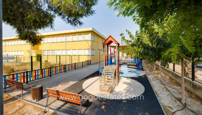 Revente - Appartement - Appartement au dernier étage - Jacarilla