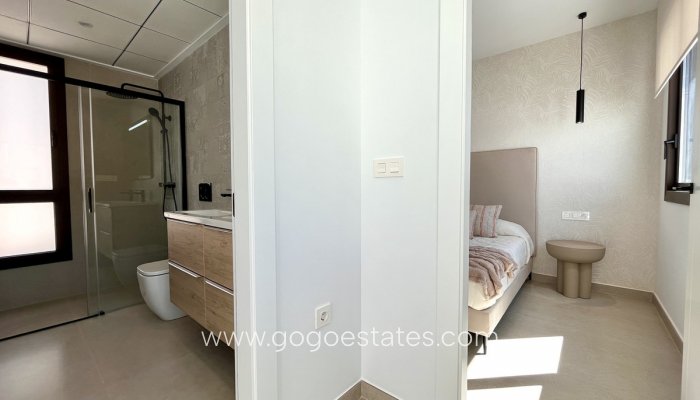 Te koop - Huis - Vrijstaande Villa - Rojales - Rojales Centro