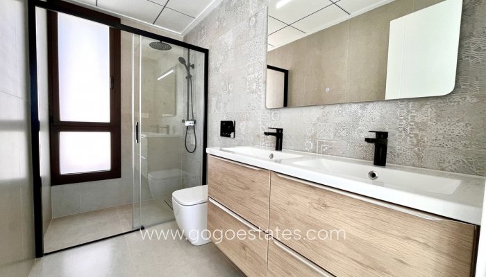 Te koop - Huis - Vrijstaande Villa - Rojales - Rojales Centro