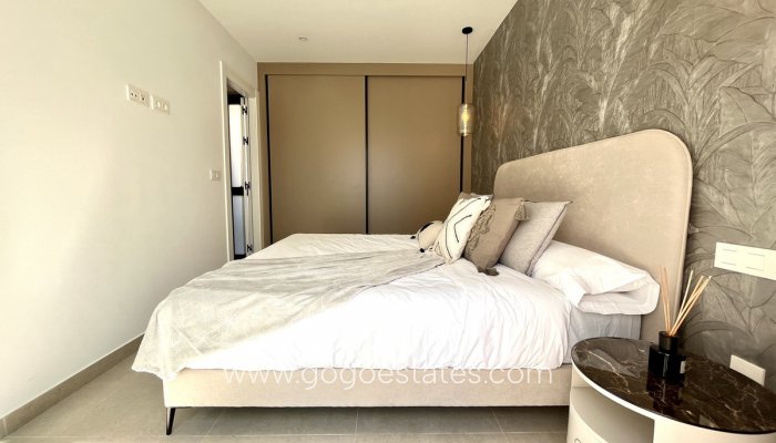 Te koop - Huis - Vrijstaande Villa - Rojales - Rojales Centro