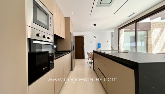 Te koop - Huis - Vrijstaande Villa - Rojales - Rojales Centro