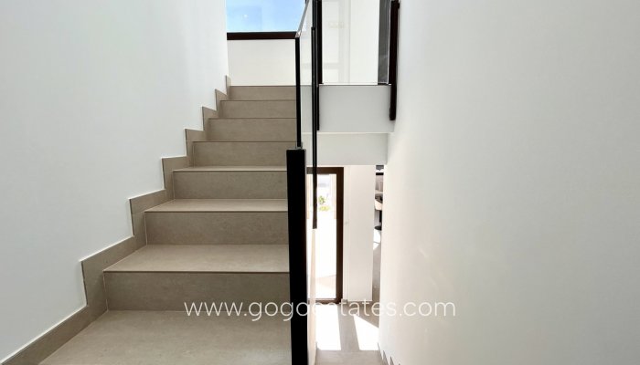 Te koop - Huis - Vrijstaande Villa - Rojales - Rojales Centro