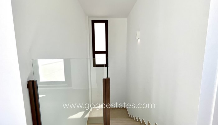 Te koop - Huis - Vrijstaande Villa - Rojales - Rojales Centro