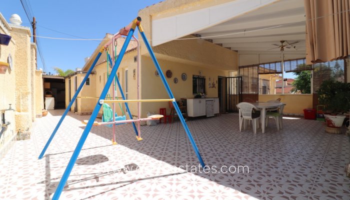 Te koop - Huis - Vrijstaande Villa - Rojales - Ciudad Quesada