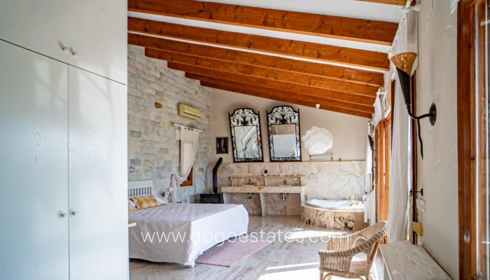 Te koop - Huis - Vrijstaande Villa - Benissa - Benissa Centro