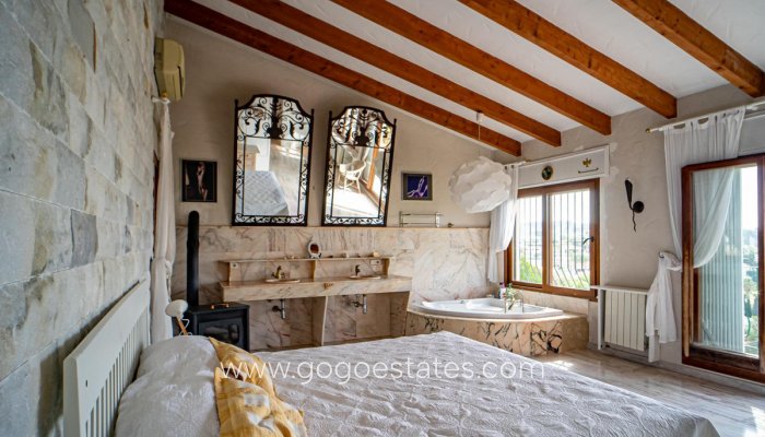 Te koop - Huis - Vrijstaande Villa - Benissa - Benissa Centro