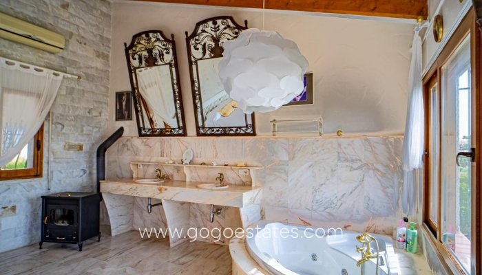 Te koop - Huis - Vrijstaande Villa - Benissa - Benissa Centro