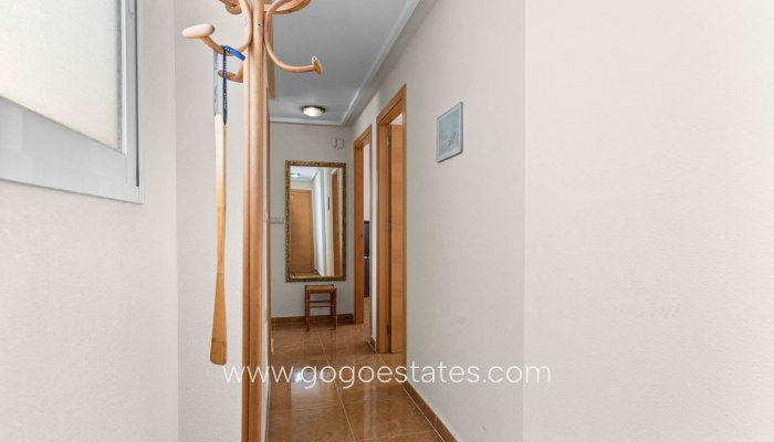 Te koop - Appartement - Appartement op de middelste verdieping - Torrevieja - Torrevieja Centro