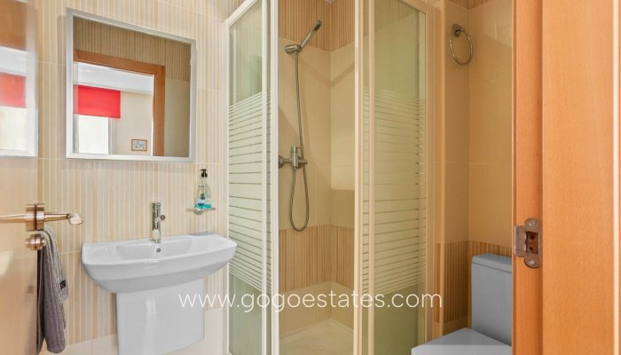 Te koop - Appartement - Appartement op de middelste verdieping - Torrevieja - Torrevieja Centro