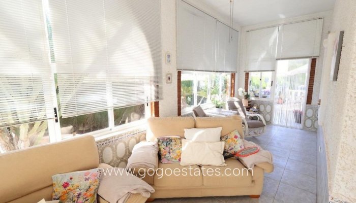 Te koop - Huis - Vrijstaande Villa - Torrevieja - Torrevieja Centro