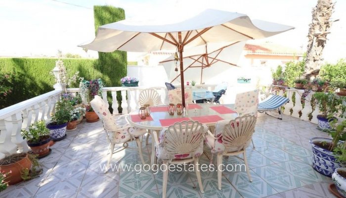 Te koop - Huis - Vrijstaande Villa - Torrevieja - Torrevieja Centro