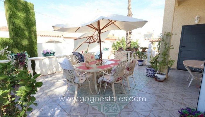 Te koop - Huis - Vrijstaande Villa - Torrevieja - Torrevieja Centro