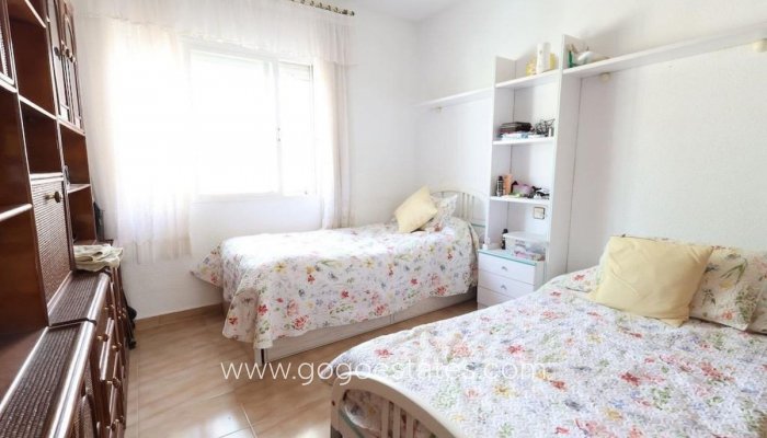 Te koop - Huis - Vrijstaande Villa - Torrevieja - Torrevieja Centro