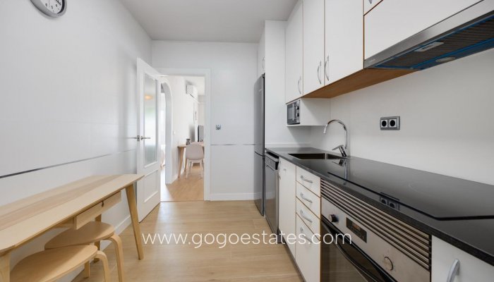 Te koop - Appartement - Appartement op de middelste verdieping - Orihuela - Orihuela Costa