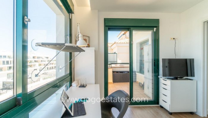 Te koop - Appartement - Appartement op de bovenste verdieping - Orihuela - Lomas De Campoamor