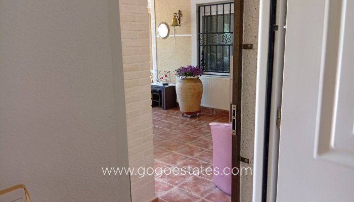 Te koop - Huis - Vrijstaande Villa - Catral - Catral Centro