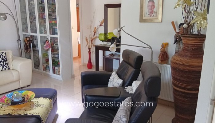 Te koop - Huis - Vrijstaande Villa - Catral - Catral Centro