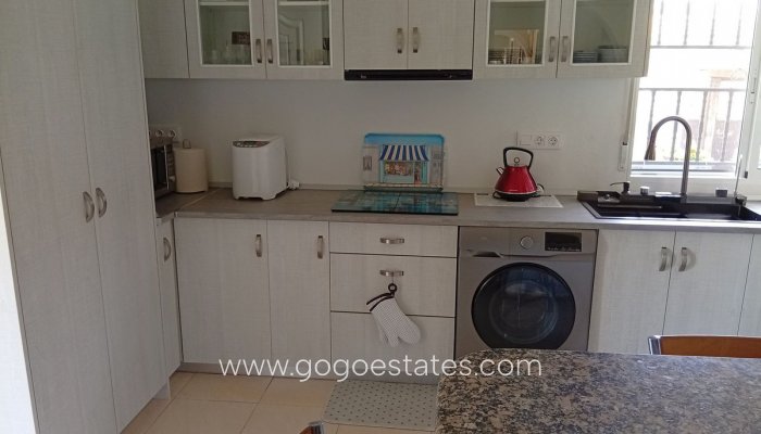 Te koop - Huis - Vrijstaande Villa - Catral - Catral Centro