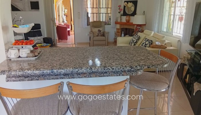 Te koop - Huis - Vrijstaande Villa - Catral - Catral Centro