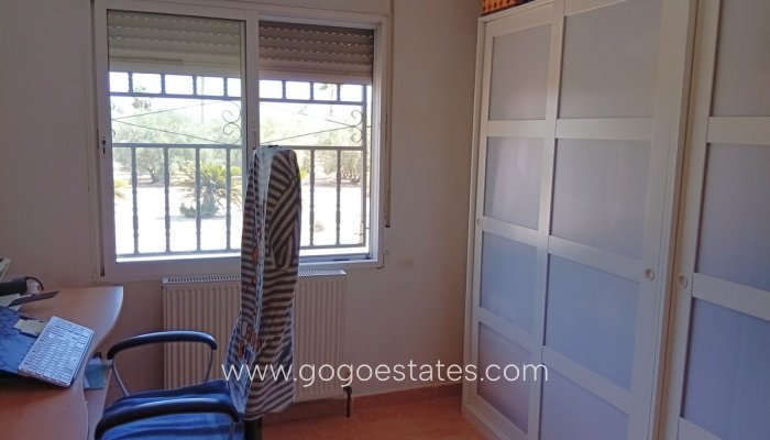 Te koop - Huis - Vrijstaande Villa - Catral - Catral Centro