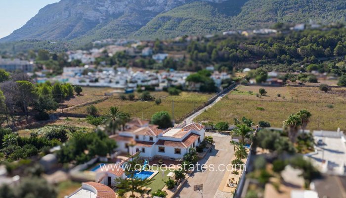 Revente - Maison - Villa Individuelle - Dénia - Denia Centro