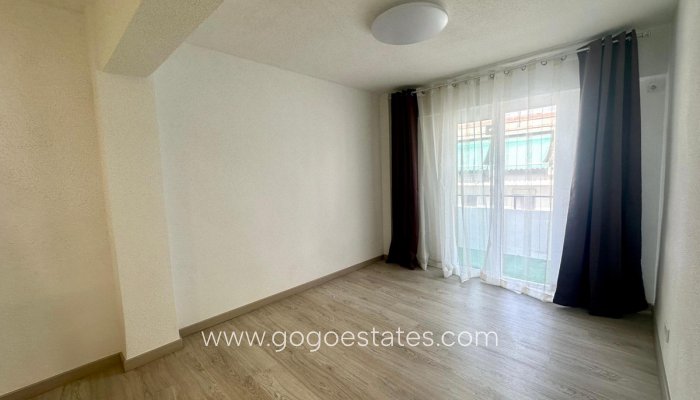 Te koop - Appartement - Appartement op de middelste verdieping - Alicante - Alicante Centro