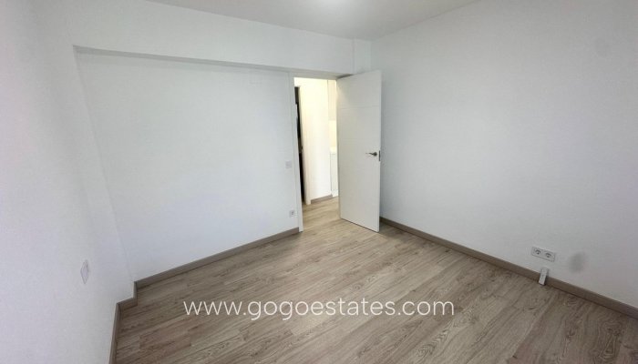 Te koop - Appartement - Appartement op de middelste verdieping - Alicante - Alicante Centro