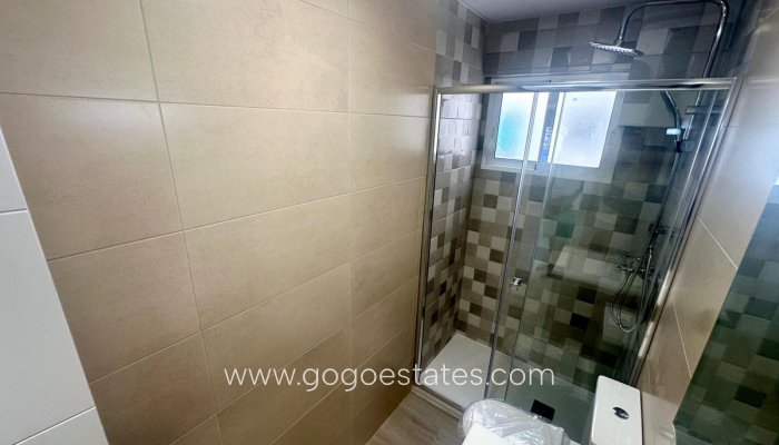 Te koop - Appartement - Appartement op de middelste verdieping - Alicante - Alicante Centro