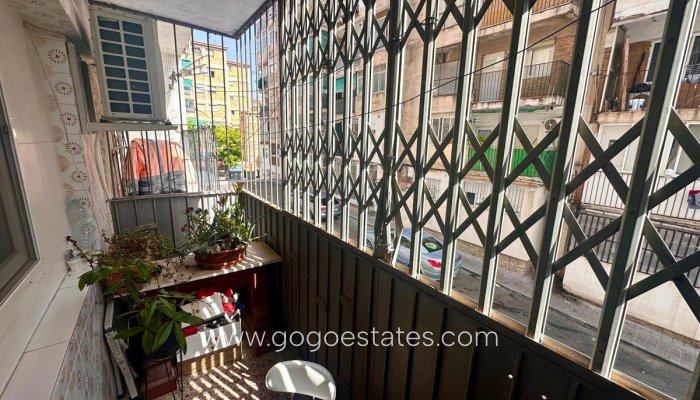 Te koop - Appartement - Appartement op de middelste verdieping - Alicante - Alicante Centro