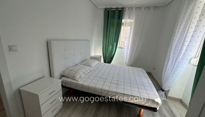 Te koop - Appartement - Appartement op de middelste verdieping - Alicante - Alicante Centro