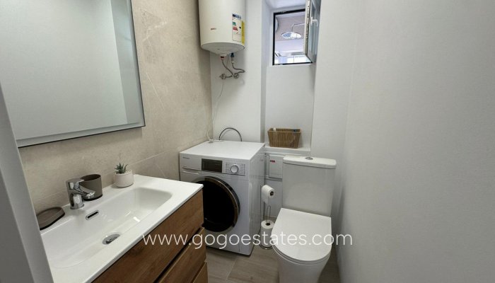 Te koop - Appartement - Appartement op de middelste verdieping - Alicante - Alicante Centro