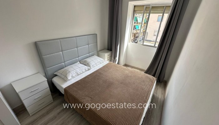 Te koop - Appartement - Appartement op de middelste verdieping - Alicante - Alicante Centro